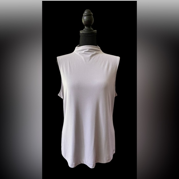 Tahari: Chic Sleeveless Gray Sleeveless Blouse - Picture 10 of 17